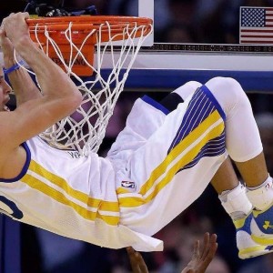 九游体育官网入口-法兰克福前场逼抢激发防线失误，法兰克福最近战绩