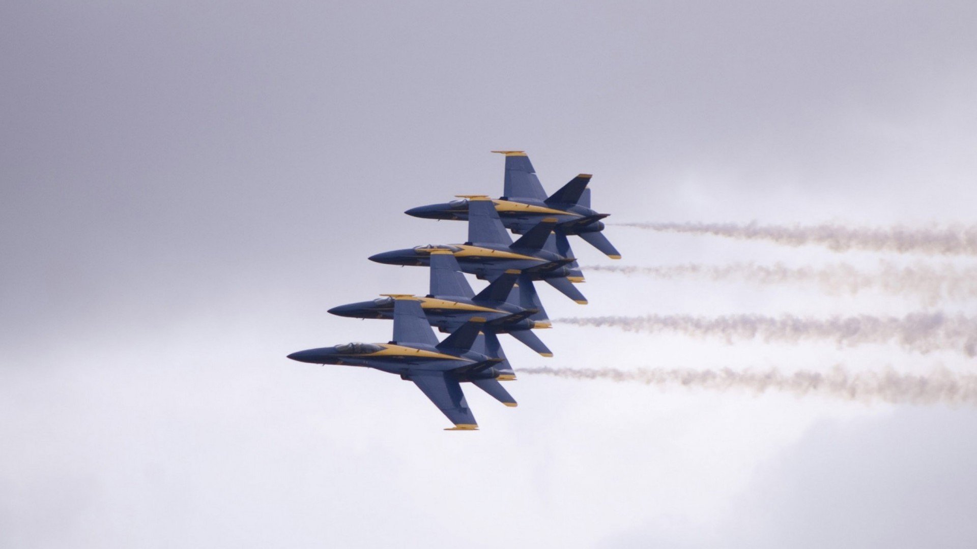 英超青训营引入VR技术提升战术认知训练效果，英超vr新规则