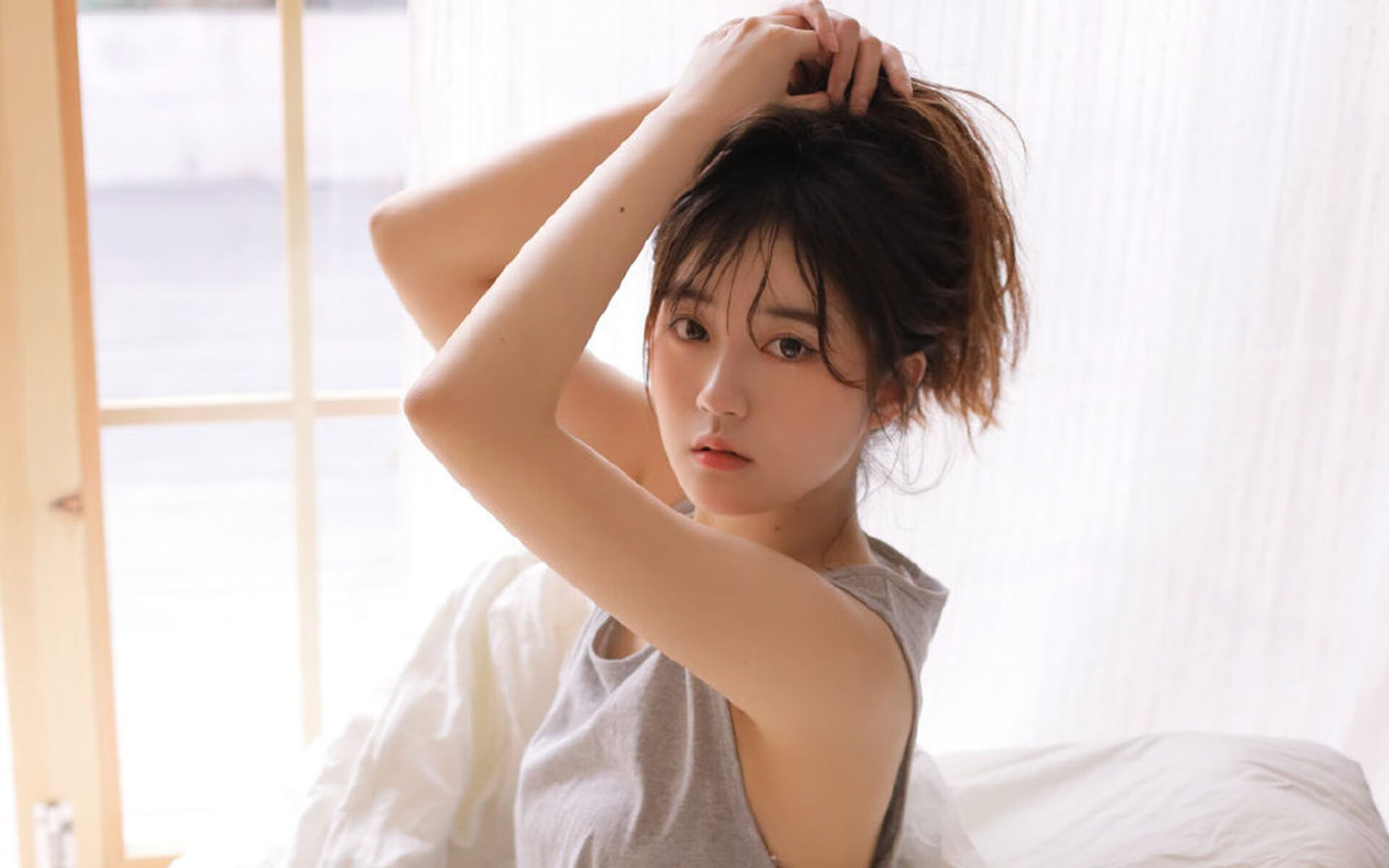 -切尔西后腰站位精准破坏对方传导，切尔西呆过的边后卫