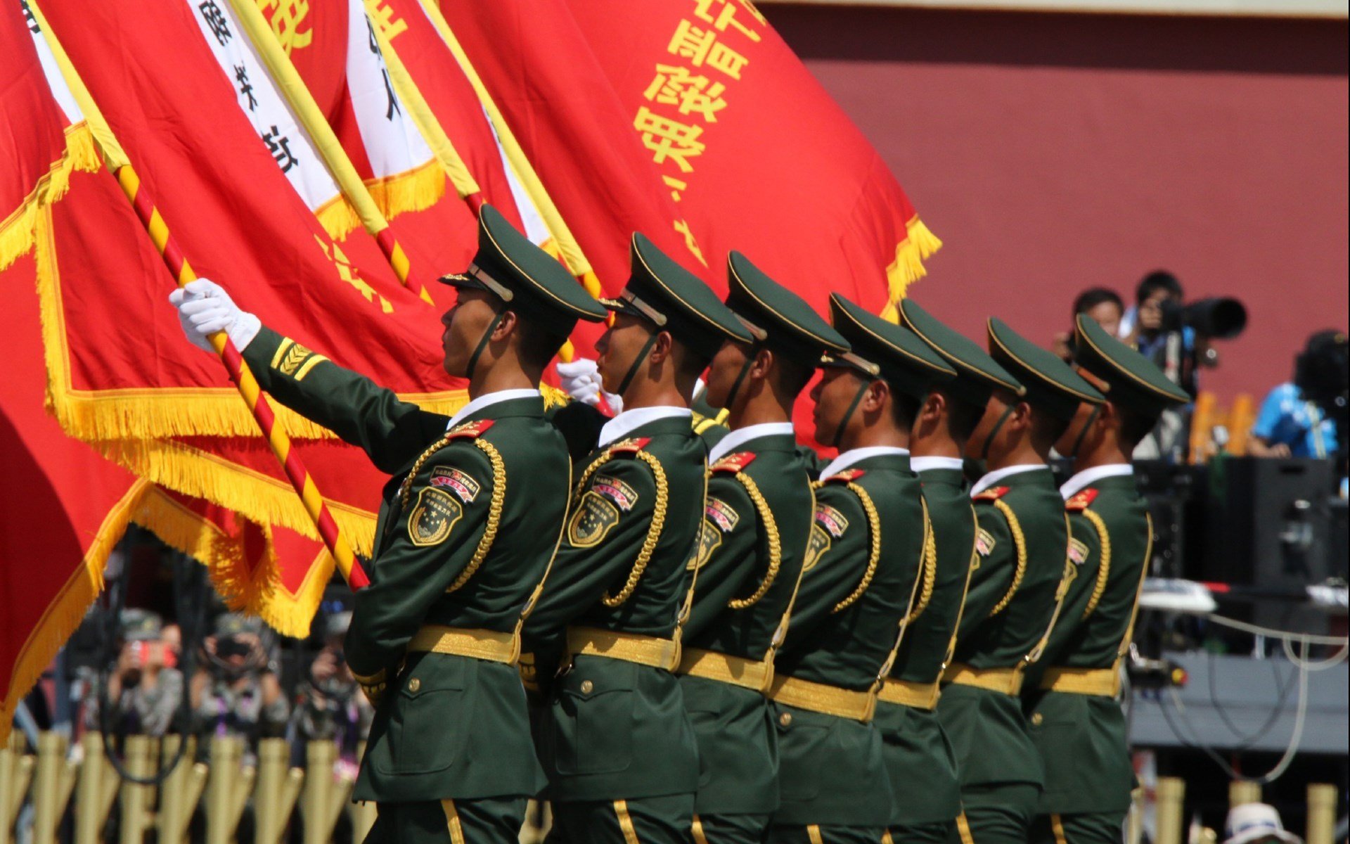 职业联赛缺少联动青训的升降机制