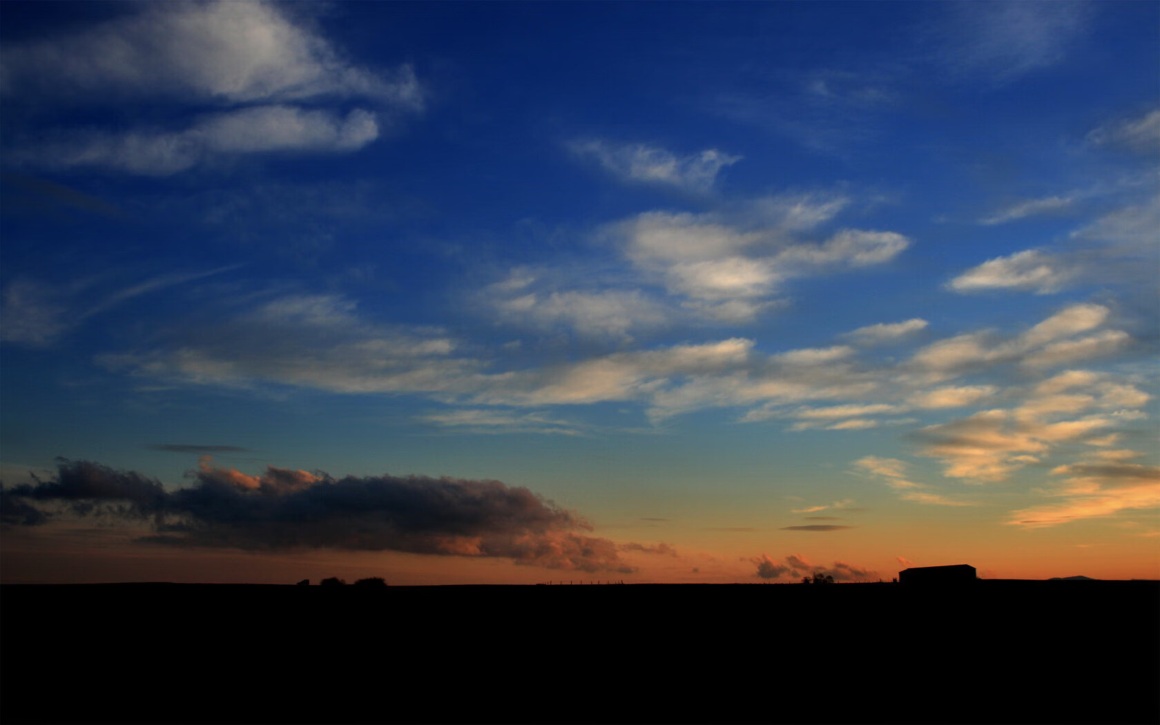 南非男队水球配合渐入佳境，南非球赛