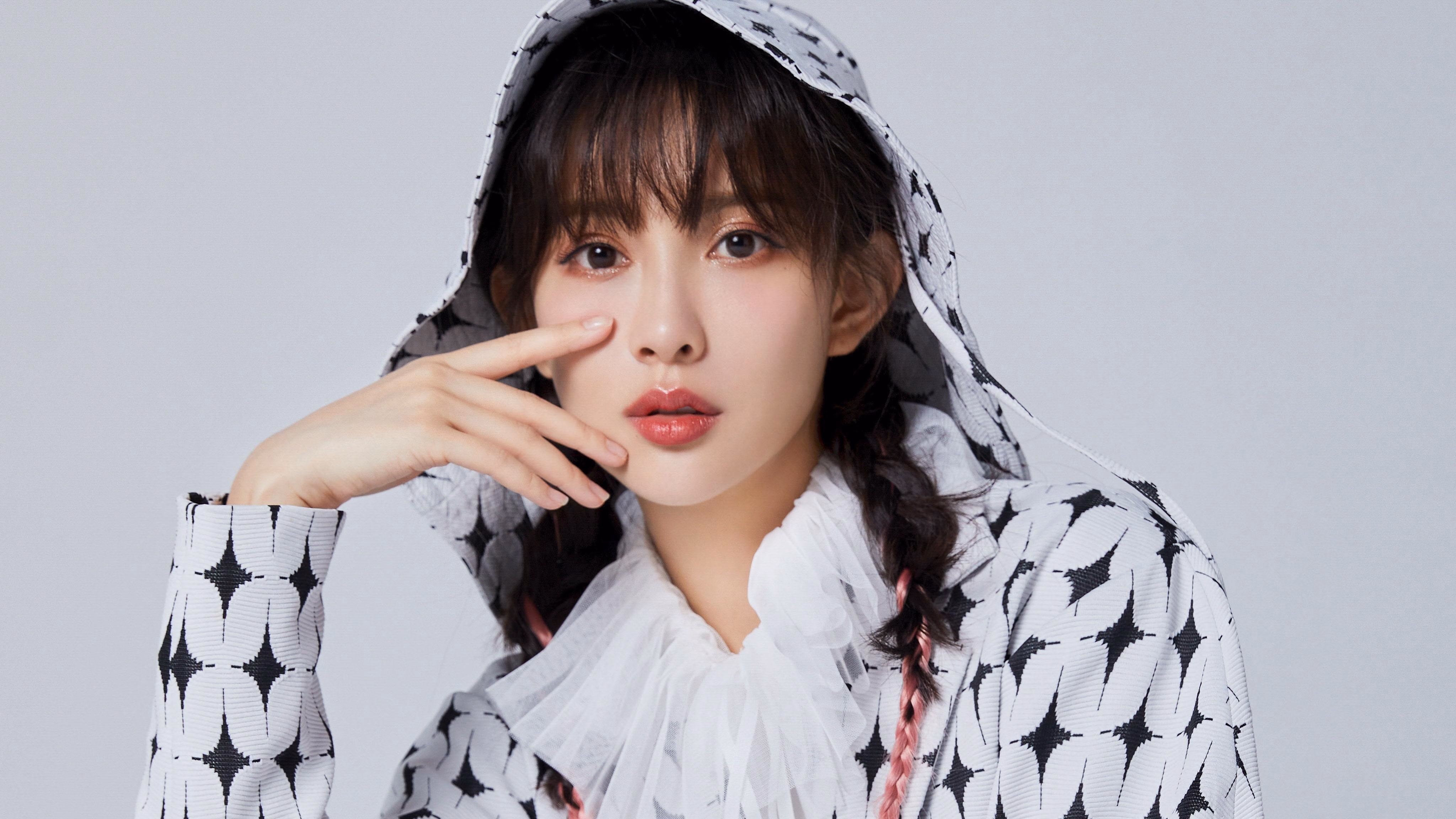 英格兰女子橄榄球队迅速崛起吸引全球关注，英式橄榄球女运动员